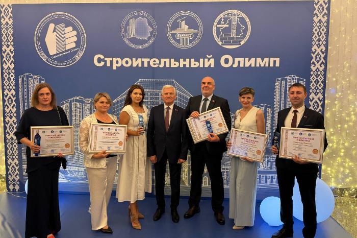 Победителей и лауреатов Республиканского конкурса на лучшие достижения в строительной отрасли Республики Беларусь «Строительный Олимп -2026» наградили в Минске. 