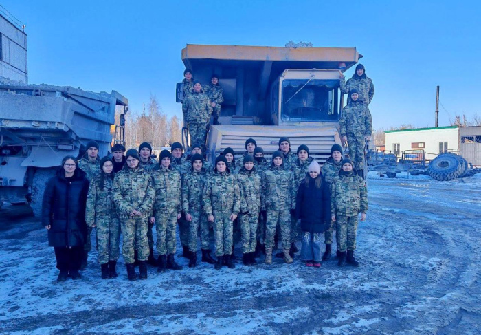 Воспитанники клуба «Бастион» отправились в настоящее промышленное путешествие