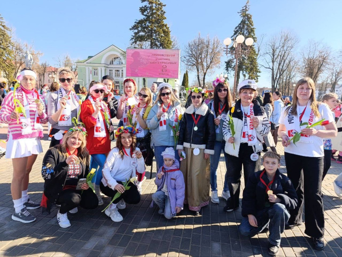 КРАСОТА, СПОРТ И ВЕСНА: Наш женский десант на «Забеге красивых»!