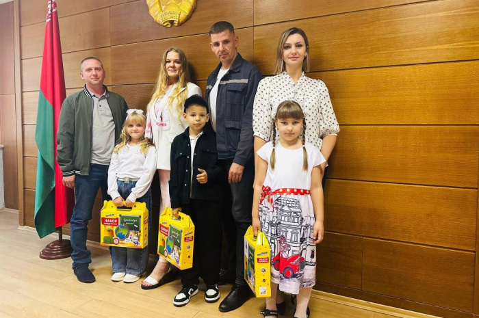 «В школу с «Белой Русью»