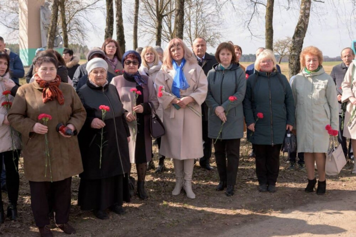 22 марта Беларусь отдает дань памяти жителям деревни Хатынь