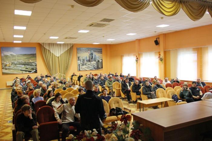 На ОАО "Красносельскстройматериалы" прошло повышение квалификации руководителей и специалистов по программе "Охрана труда при выполнении работ на высоте"